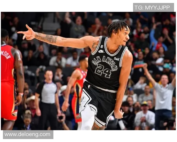 2018季前赛马刺与火箭激战回顾精彩瞬间与球员表现分析