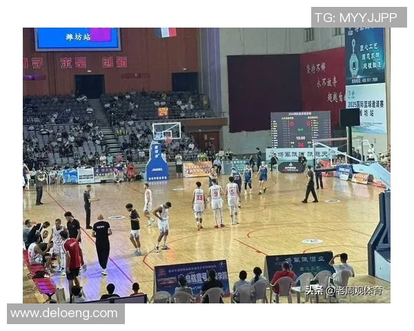 CBA山东与天津比赛中发生冲突引发球迷热议双方球员态度备受关注 CBA山东与天津比赛中发生冲突引发球迷热议双方球员态度备受关注