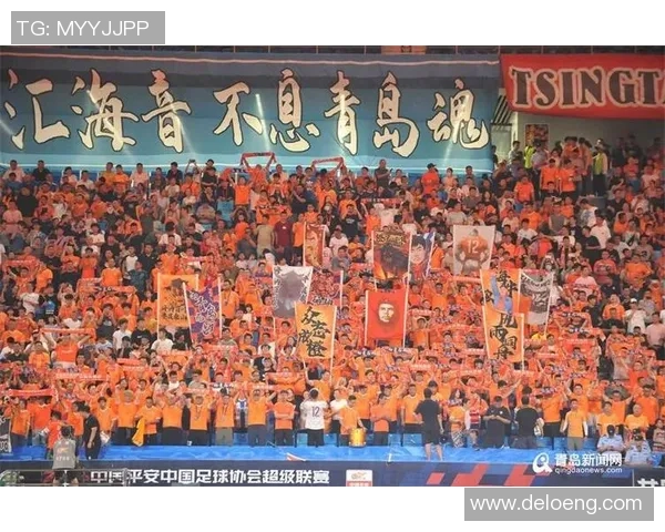 时代中国广州队迎战青岛队全力争胜展现足球激情与团队精神